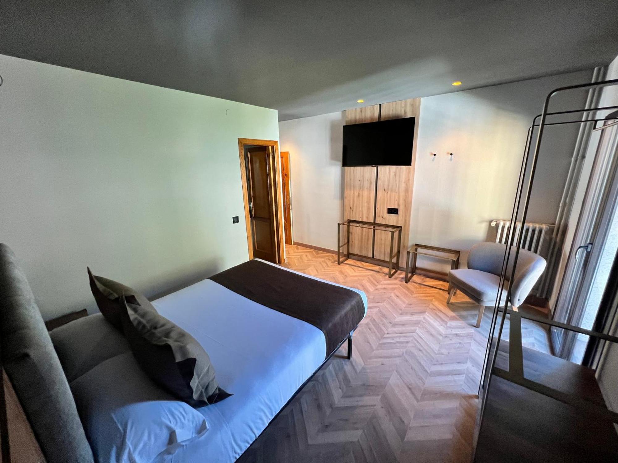 Yomo Petit Paris Hotel Encamp Kültér fotó