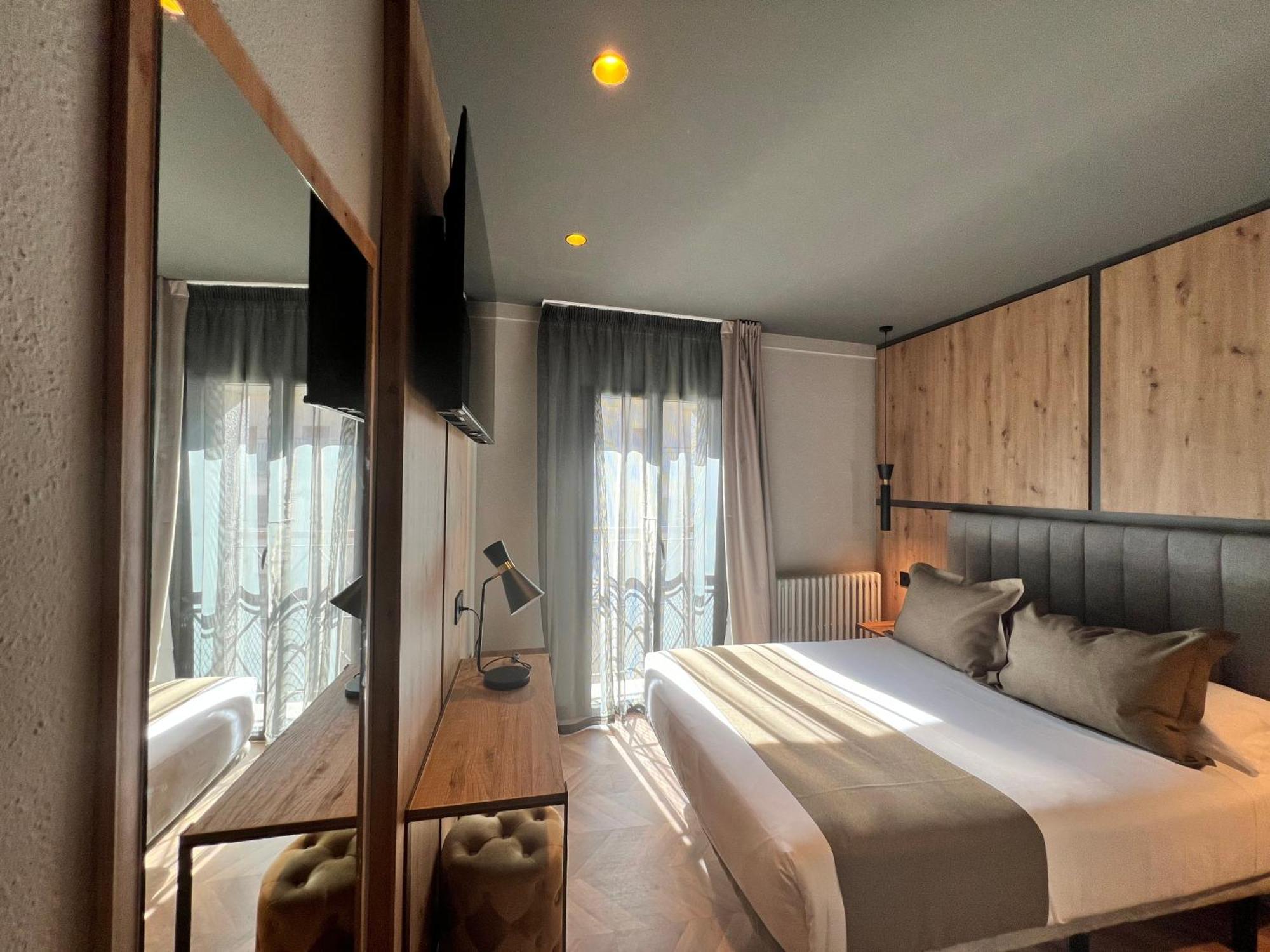 Yomo Petit Paris Hotel Encamp Kültér fotó