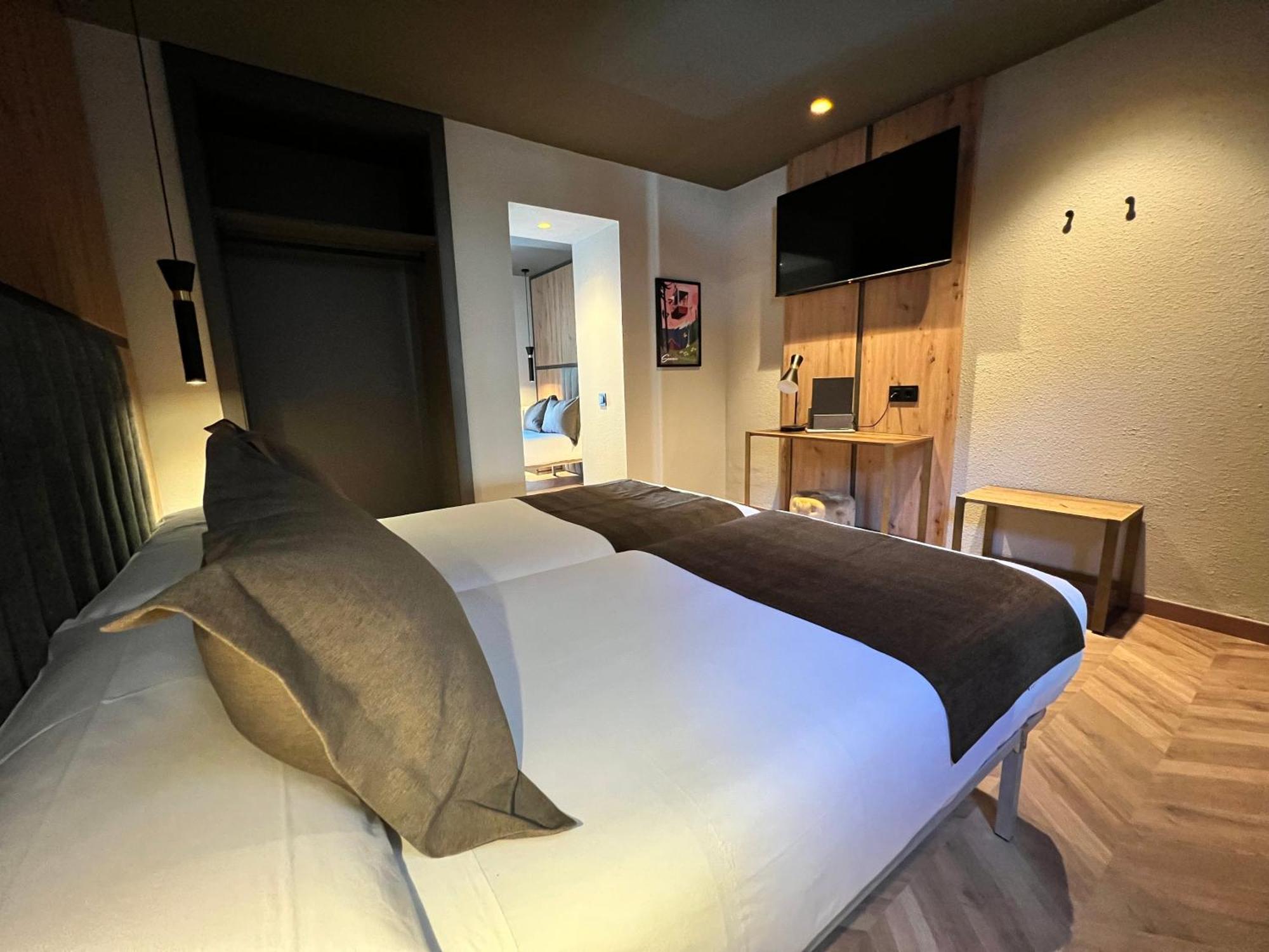 Yomo Petit Paris Hotel Encamp Kültér fotó