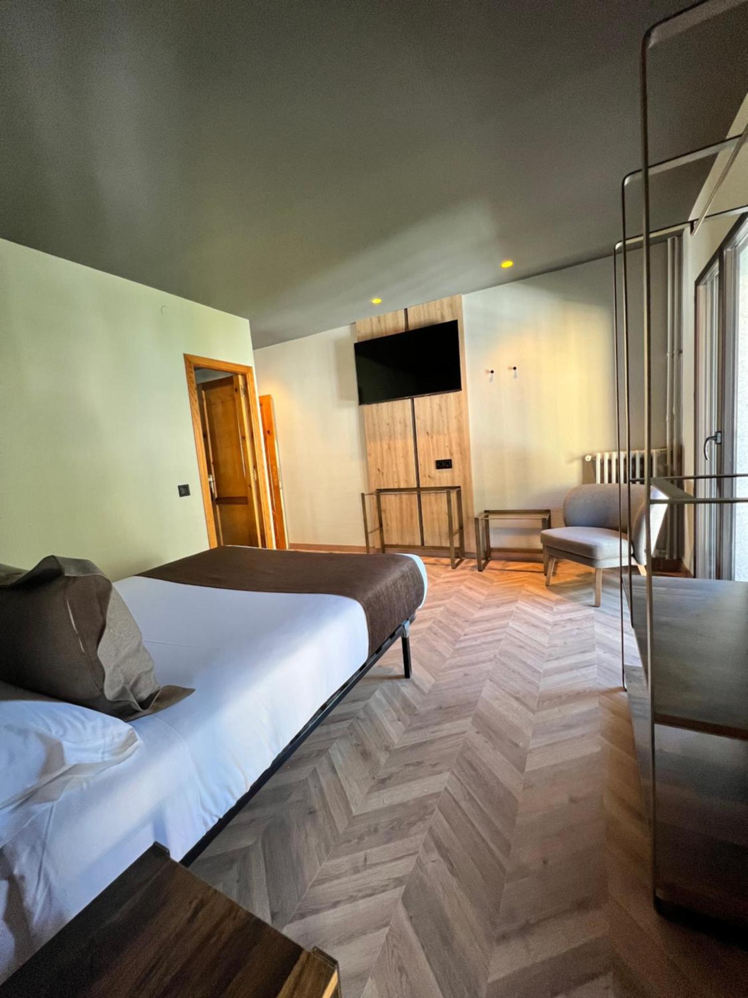 Yomo Petit Paris Hotel Encamp Kültér fotó