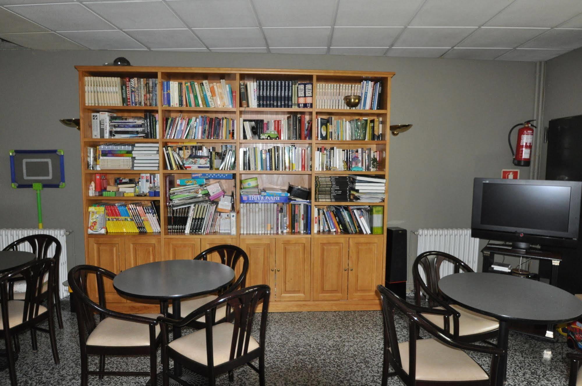 Yomo Petit Paris Hotel Encamp Kültér fotó